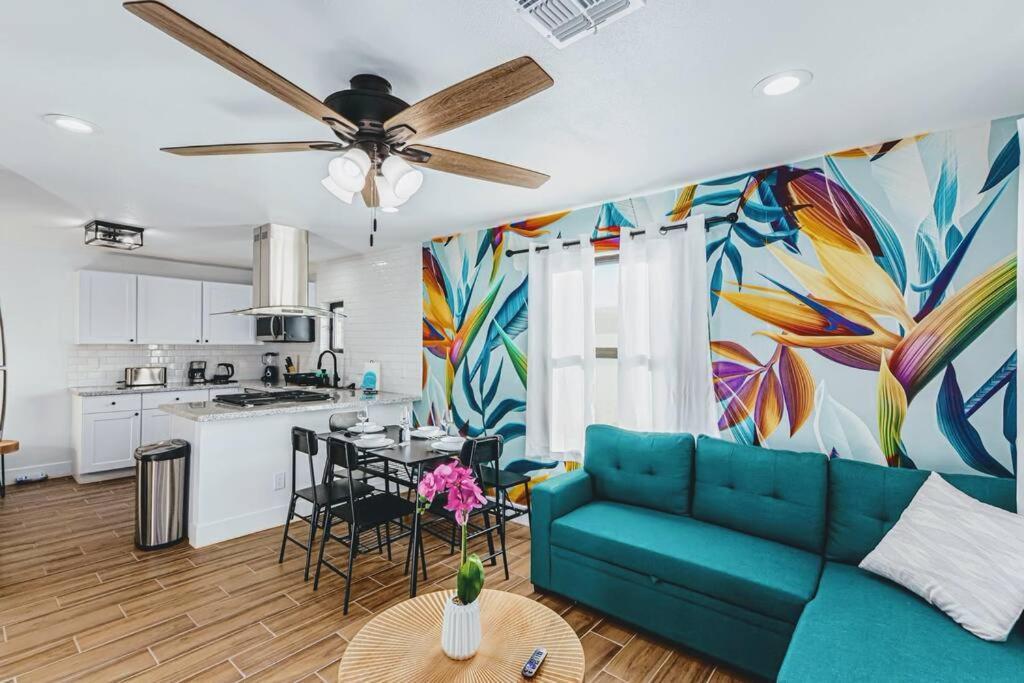 Phoenix Retreat - 2 Bedroom Home With King-Size Bed - 3 Smart Tvs - 10 Min From Airp - Unit A Zewnętrze zdjęcie